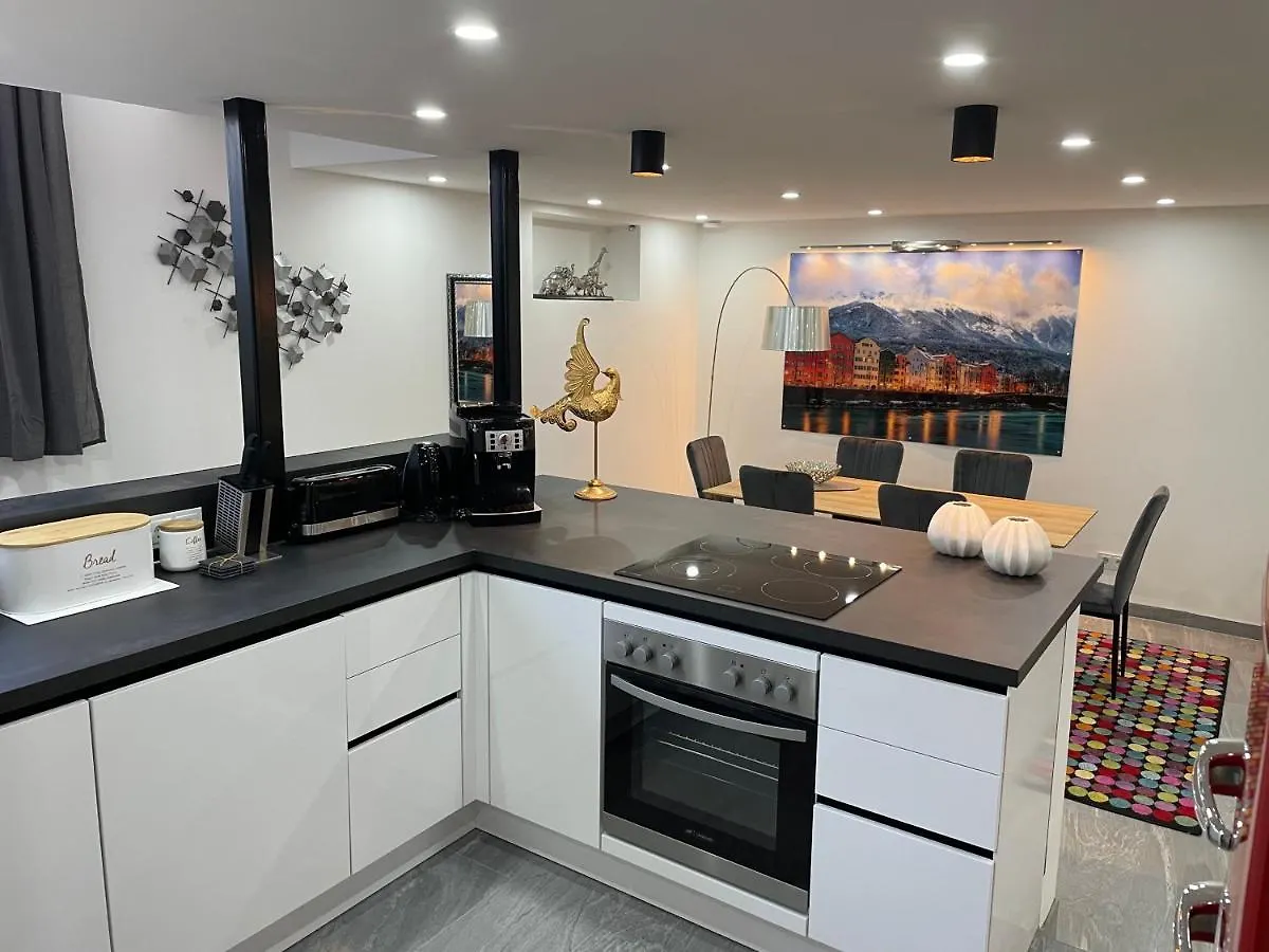 Lejlighed Aussergewoehnliche Kellerloft Innsbruck Østrig